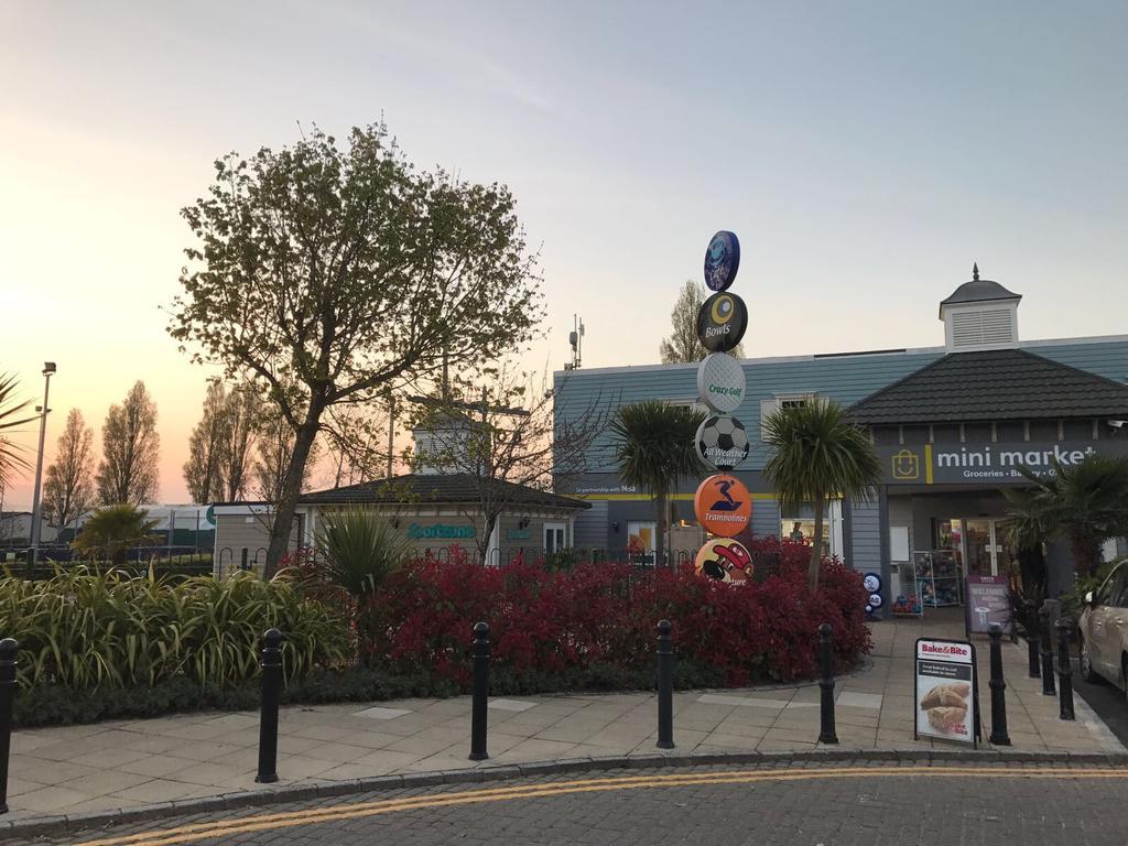 Turlin Valley Poole Exterior photo